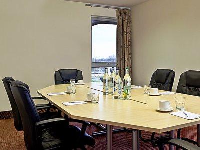 Hotel Express By Ihg Shrewsbury