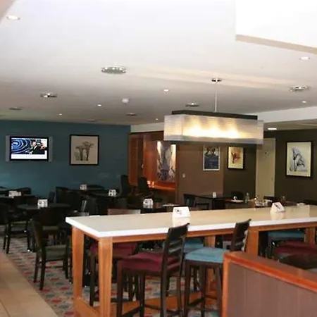 Holiday Inn Express Shrewsbury By Ihg 